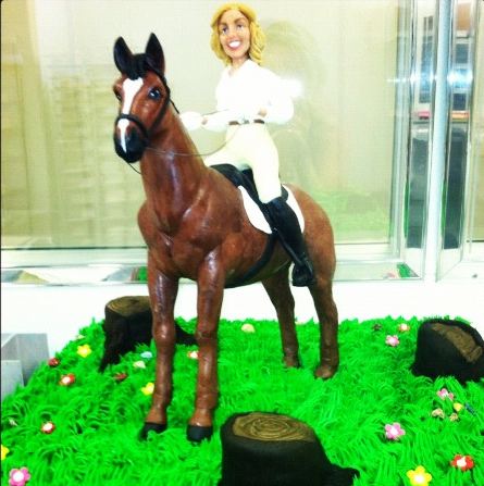 Horse Birthday Cakes on At Least It Proves That Money Can   T Buy Good Taste