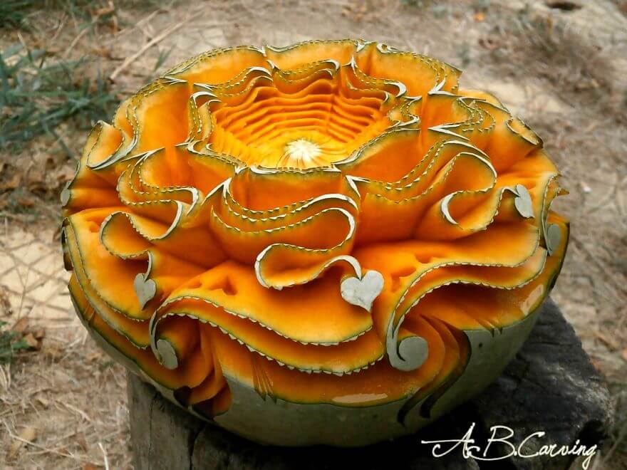 Friday Fun: The Art of Pumpkin Carving Taken to a New Level – Politics Plus